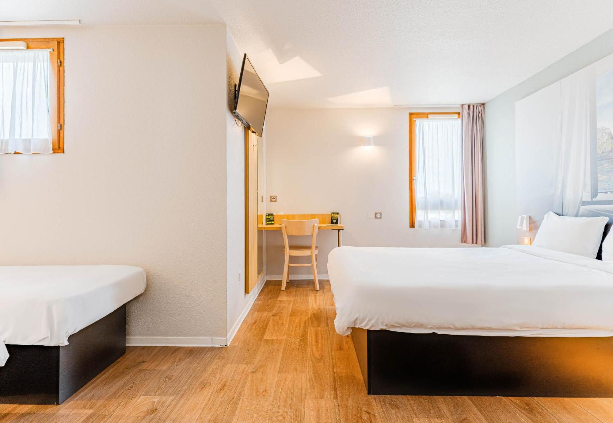 B&B Hotel Шательро Экстерьер фото